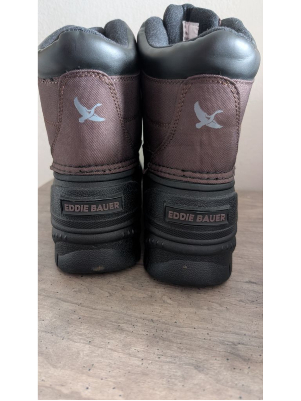 Eddie Bauer Lake Crest Winter Boots Brown Black Size 8 - Picture 3 of 8